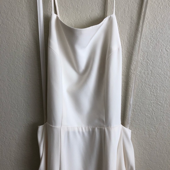 Stone Cold Fox Moss Gown in Ivory White - Picture 7 of 8